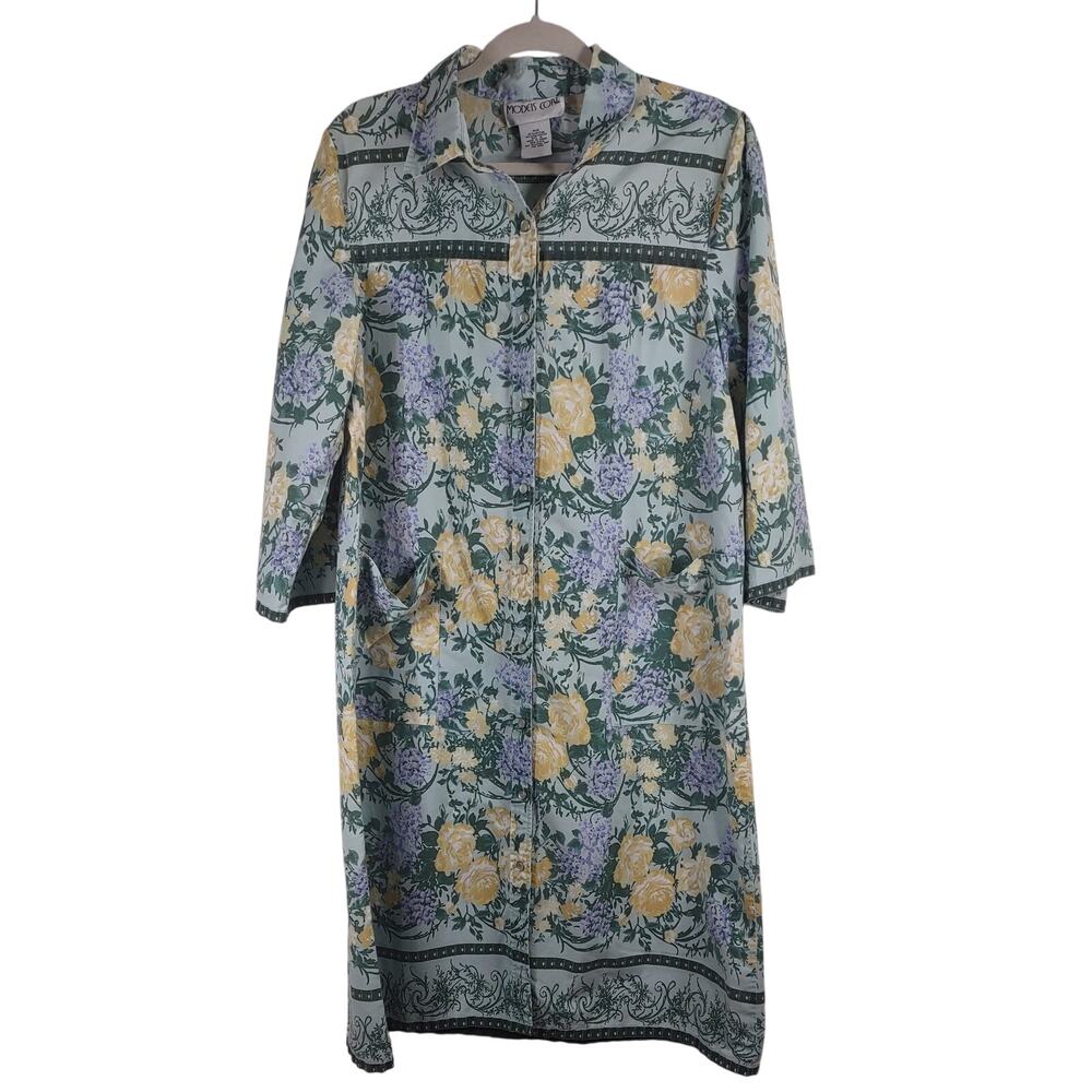 Vintage Models House Coat with Florals, Size Medium